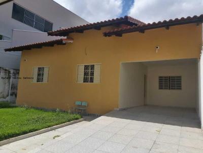 Casa para Venda, em Caldas Novas, bairro Itaguaí II, 3 dormitórios, 1 banheiro, 1 suíte, 1 vaga