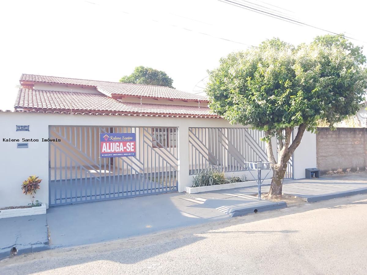 Casa para alugar com 3 quartos - Foto 1