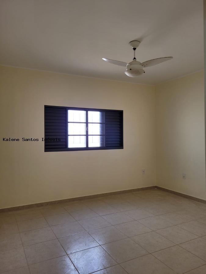 Casa para alugar com 3 quartos - Foto 8